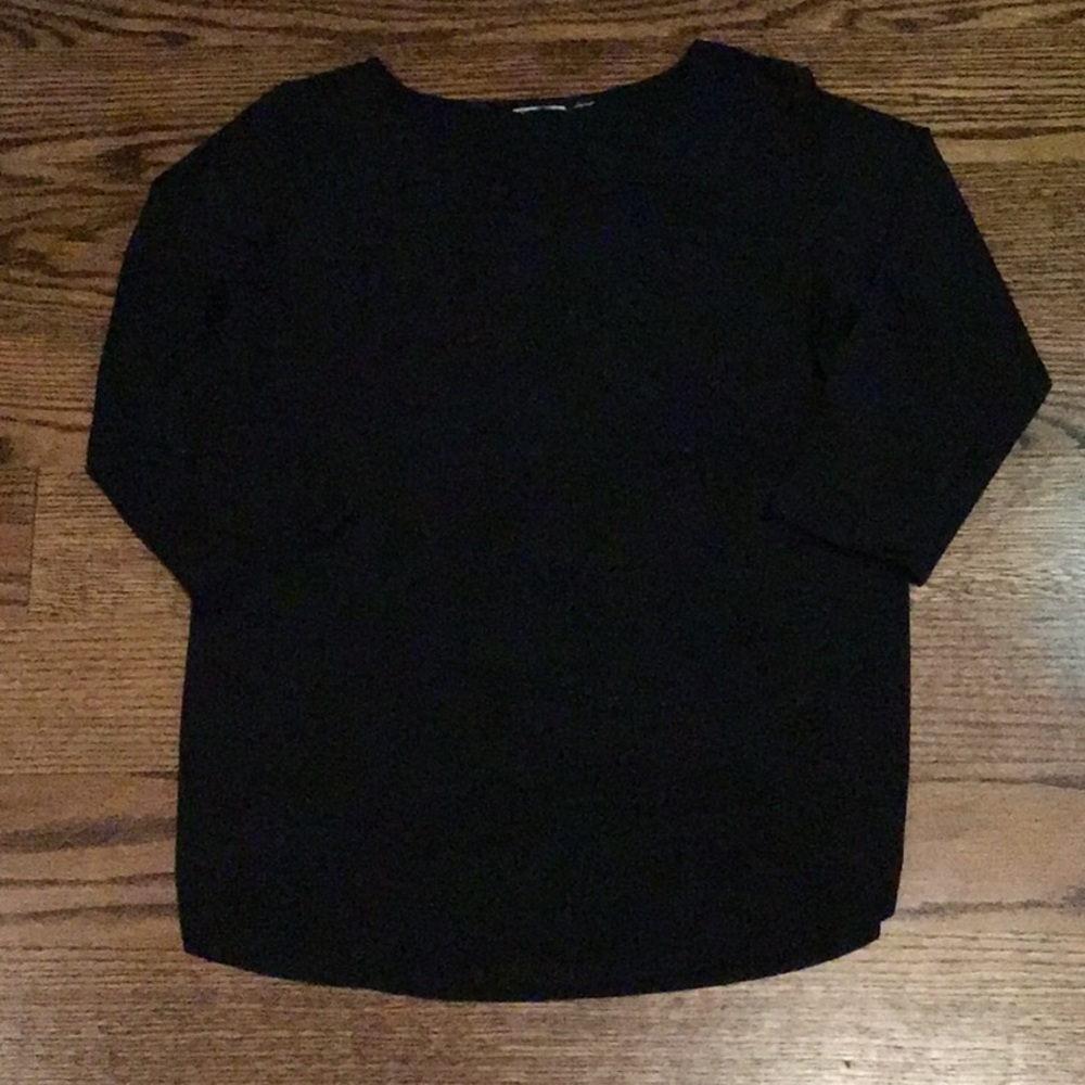 Black tunic pullover